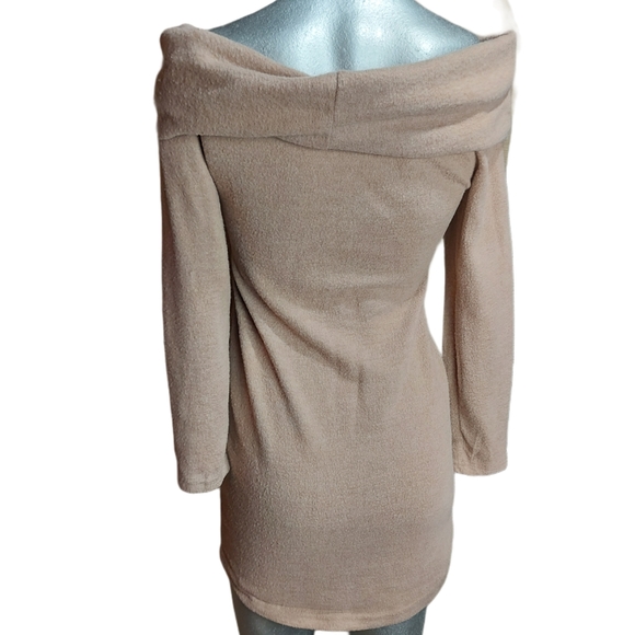 Rue21 Off Shoulder Sweater Dress Tag says Medium but fits more like a Small - Picture 5 of 7